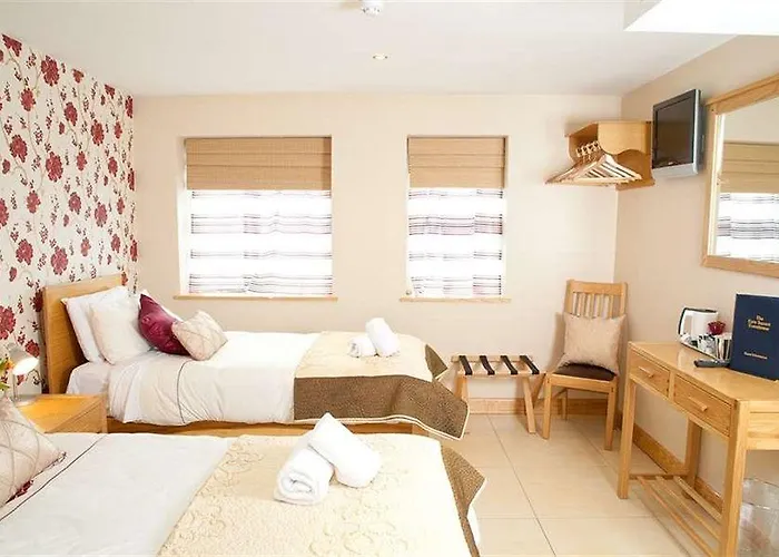 The Eyre Square Townhouse Gasthof