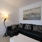 Casa de hóspedes The Eyre Square Townhouse