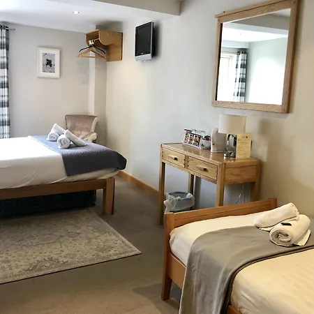 The Eyre Square Townhouse Guest house 3*