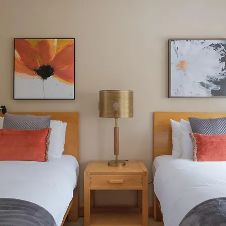 Guest house The Eyre Square Townhouse