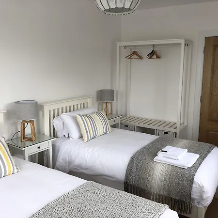 The Eyre Square Townhouse Guest house 3*