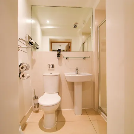 The Eyre Square Townhouse 3* غالواي