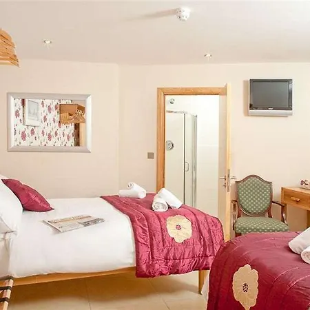 The Eyre Square Townhouse غالواي