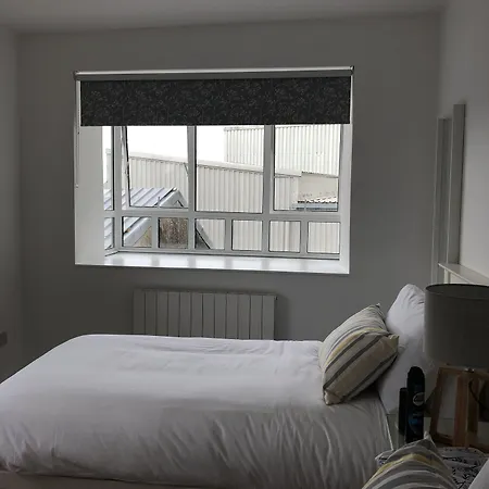 The Eyre Square Townhouse Pensión