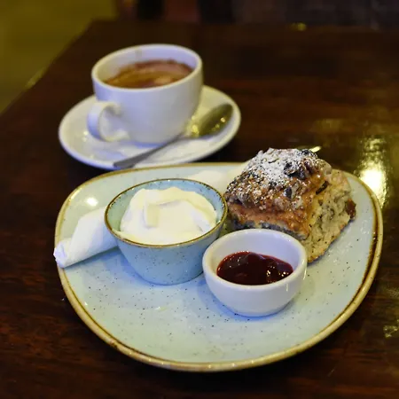 Pensión The Eyre Square Townhouse 3*