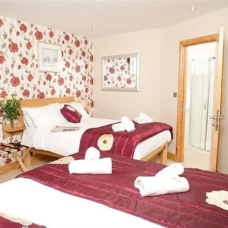 The Eyre Square Townhouse بيت ضيافة