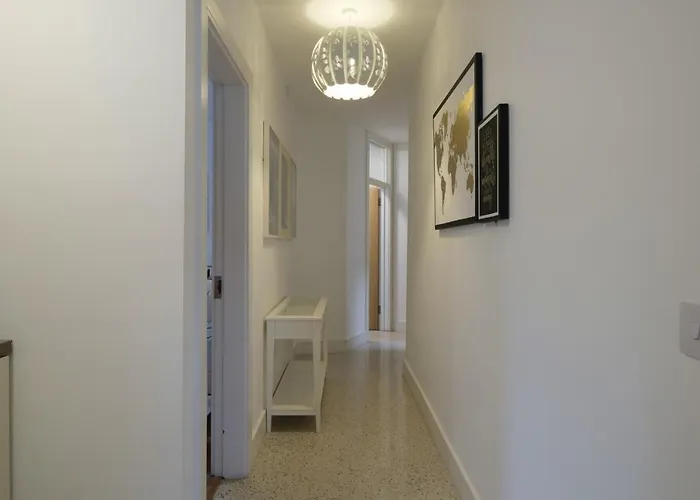 The Eyre Square Townhouse Голуэй