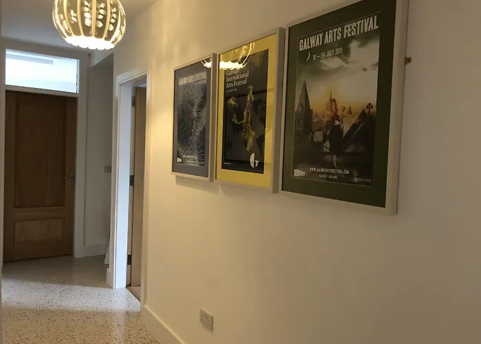 Maison d'hôtes The Eyre Square Townhouse 3*